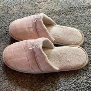Victoria’s Secret bedroom slippers